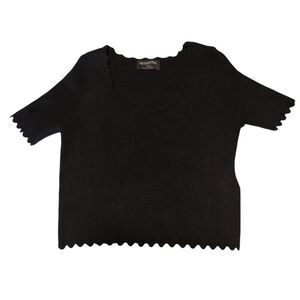 MINKPINK Black Scallop Hem Top Ribbed Stretch Fabric Short Sleeves Women size M